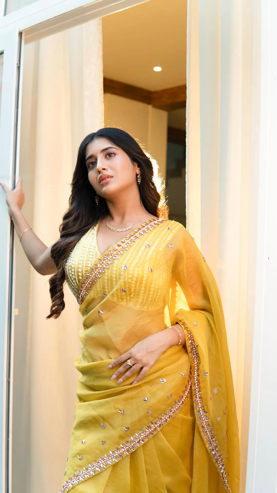 Rashi Singh - rashi-singh-46.webp